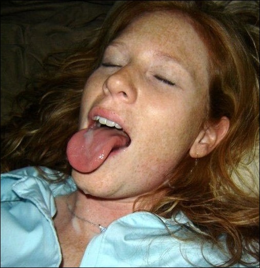 redhead-ginger-cum-on-tongue